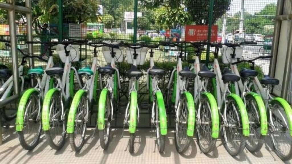 वायु प्रदूषण कम गर्न साइकल प्रयोगलाई मन्त्री यादवले प्रोत्साहन गरे