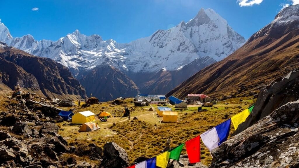 चुलु पश्चिम चुचुरो आरोहणका लागि अधिकारीहरूको अनुमति