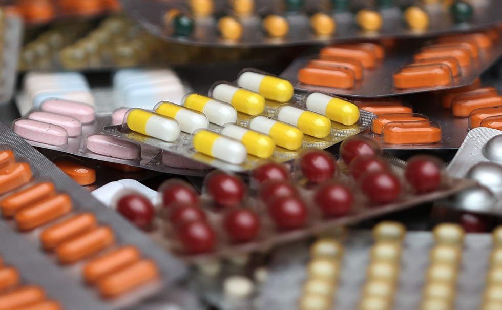 गाउँपालिका कार्यालयमा तालाबन्दीपछि सुर्नयामा औषधि अभाव